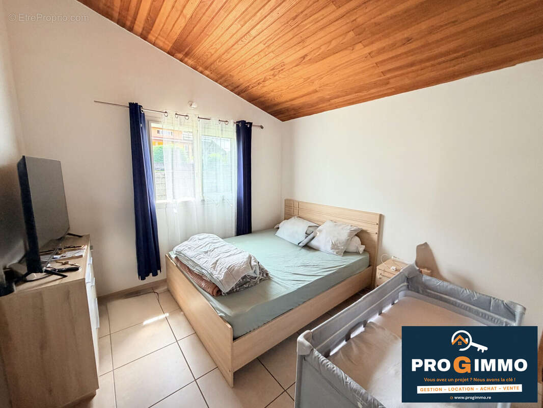 Maison 80 m² à Saint-Pierre  - photo 6