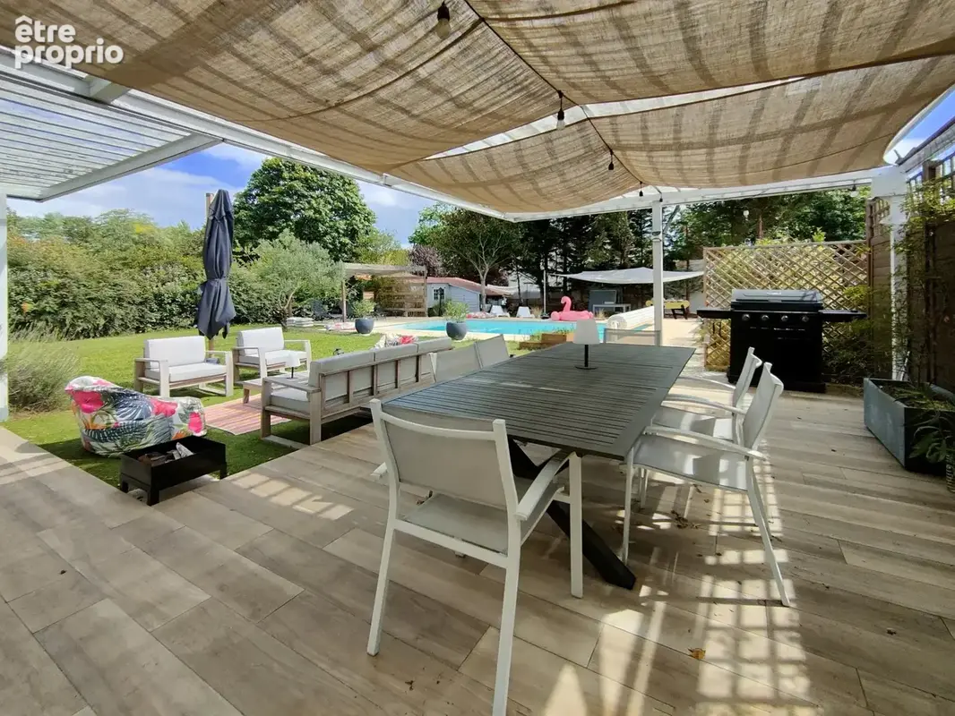 SAUCATS - Maison de 156 m² sur un terrain de 900 m² - photo 2