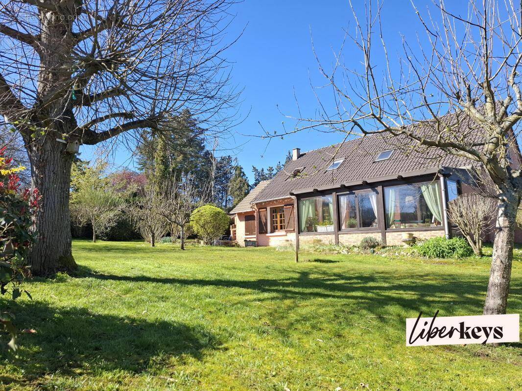 Maison à SAINT-CYR-SOUS-DOURDAN