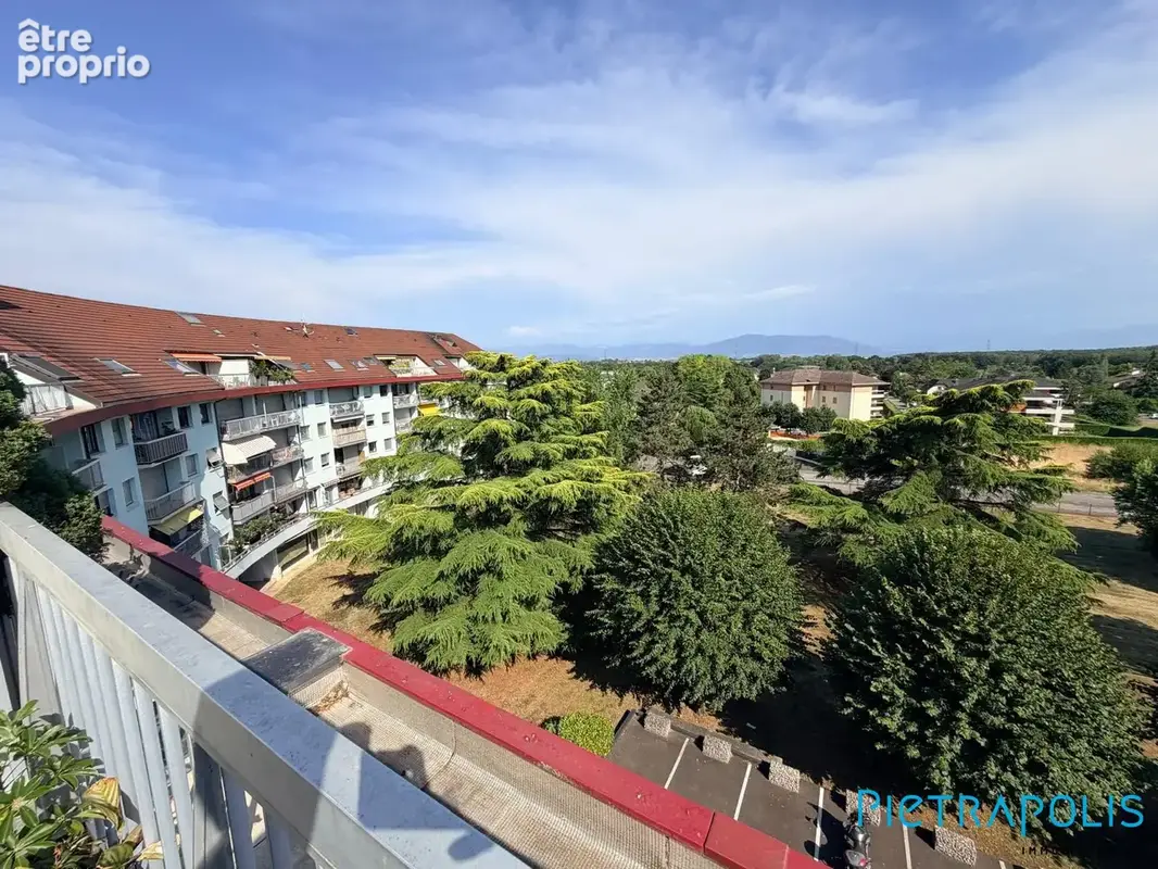 Appartement 2 pièces 82 m² à vendre à Divonne-Les-Bains (01220) - photo 5