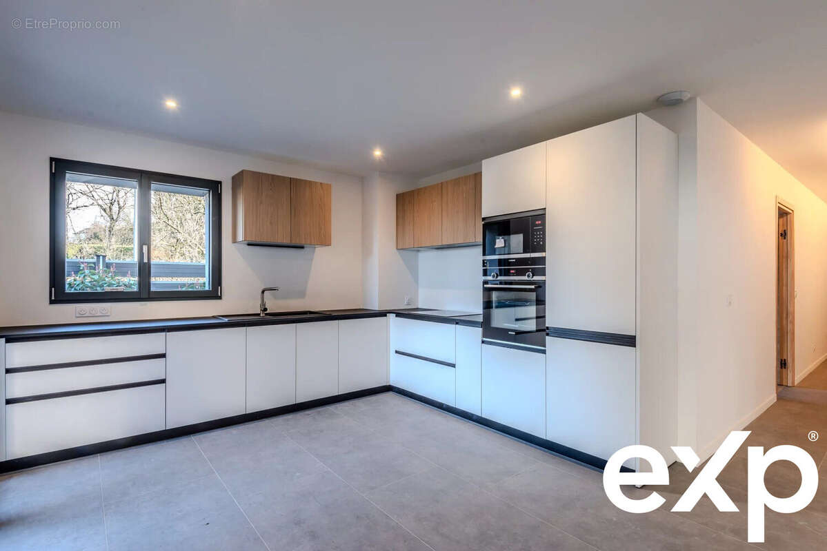 Appartement à NEUVECELLE