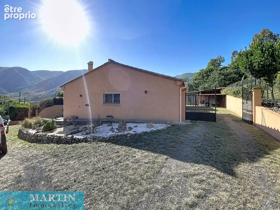 Maison 6 pièces 139 m² à vendre à Arles-Sur-Tech (66150) - photo 3