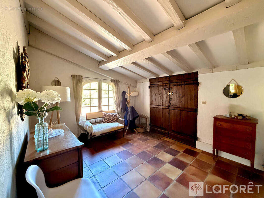 Maison à ILLATS