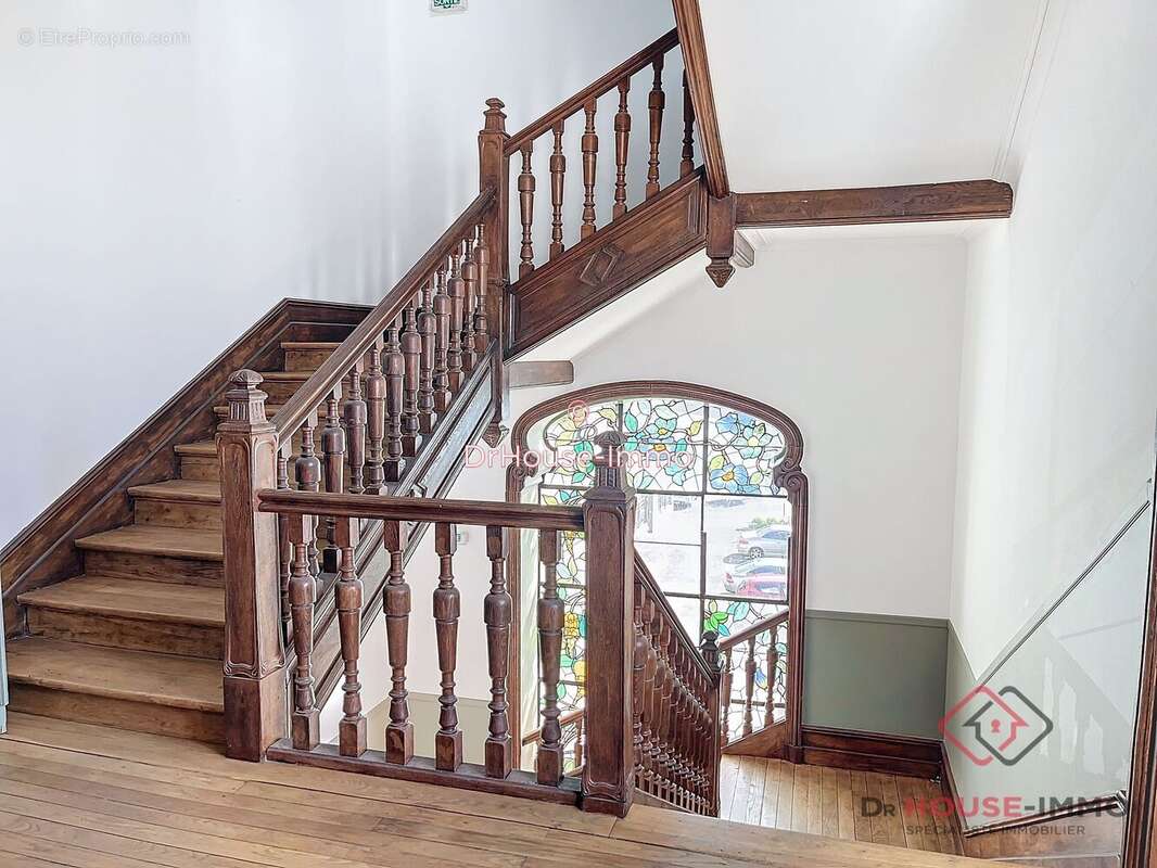 Appartement 500 m² à Perigueux  - photo 2