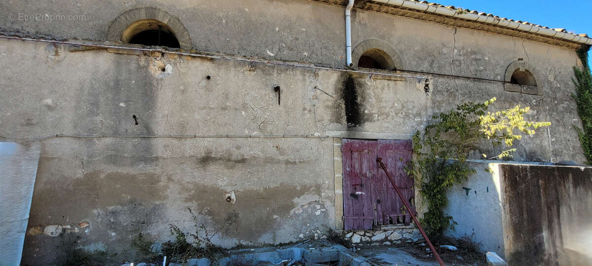 Maison à SANILHAC-SAGRIES