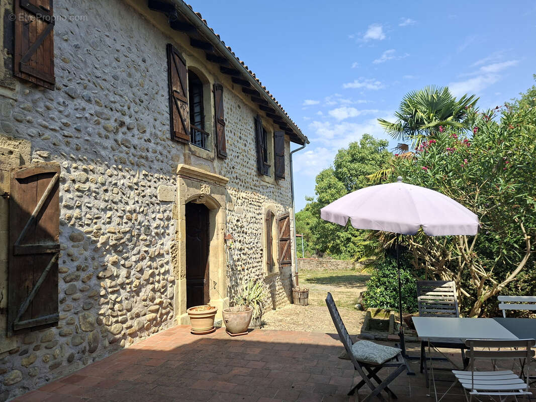 Maison spacieuse avec gîte - photo 16