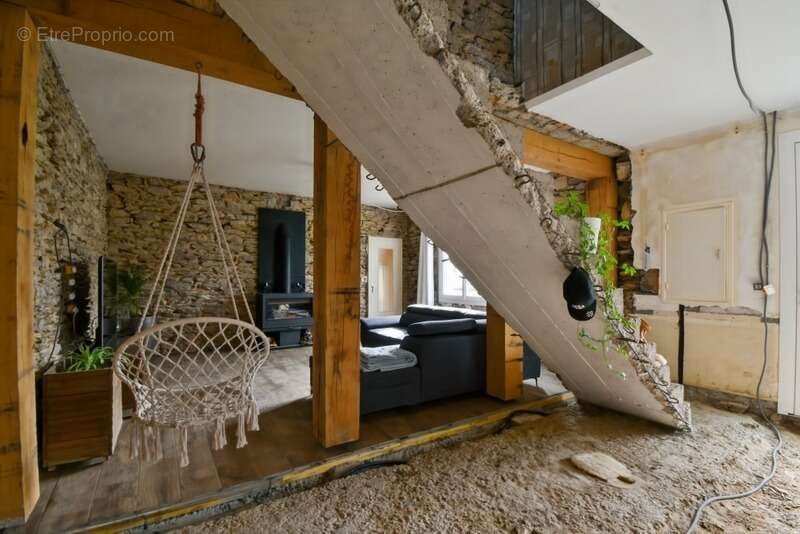 Maison à SAINT-SATURNIN