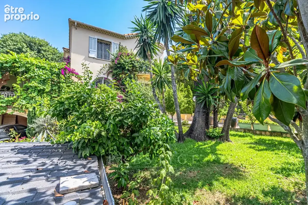 Cap d'Antibes, propriété luxueuse 6 pièces, piscine, garage, - photo 8