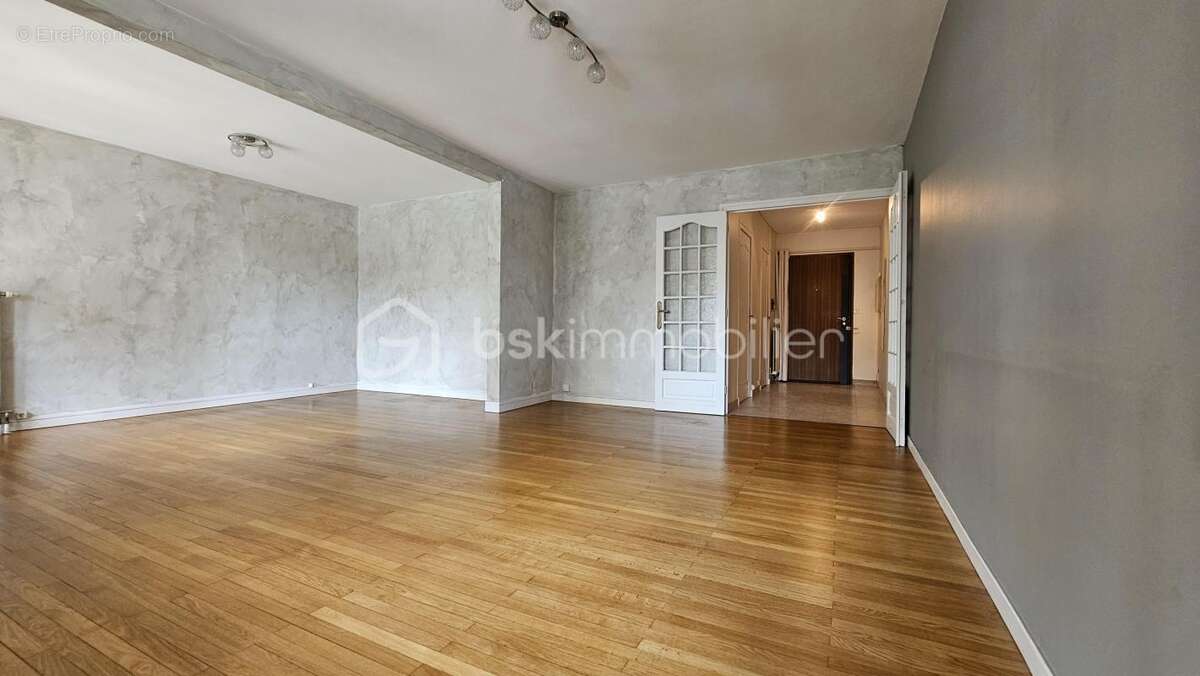 Appartement à MEYLAN