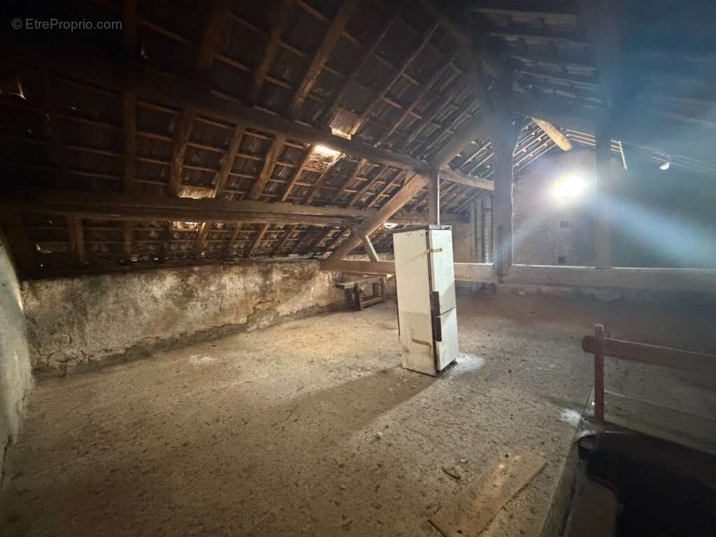 Maison à SAINT-SERNIN-DU-BOIS