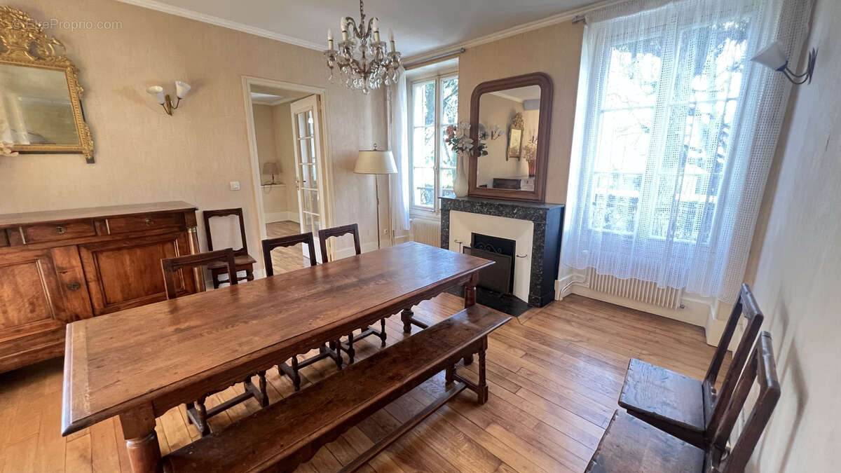 Maison à LA FERTE-ALAIS