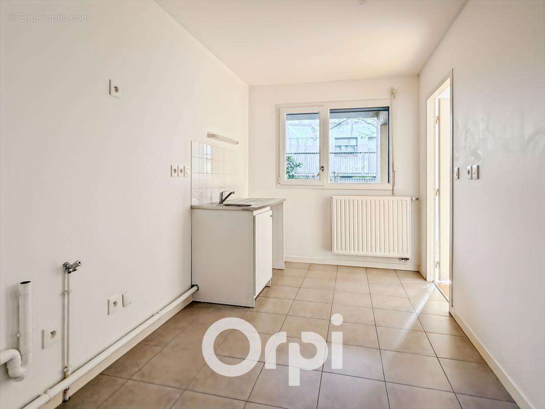 Appartement À Vendre - photo 5