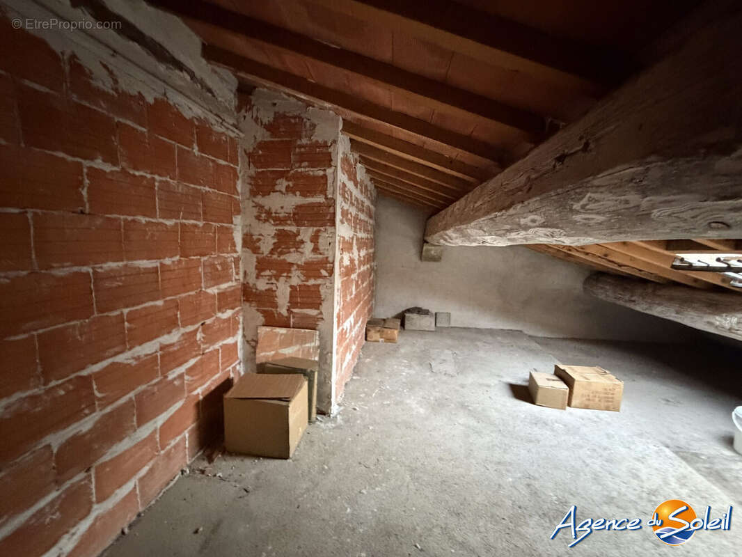 Appartement à LEZIGNAN-CORBIERES
