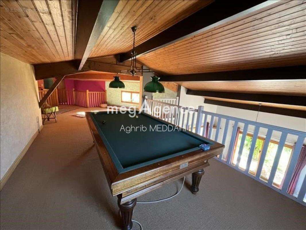 Maison à SAINT-SULPICE-DE-ROYAN