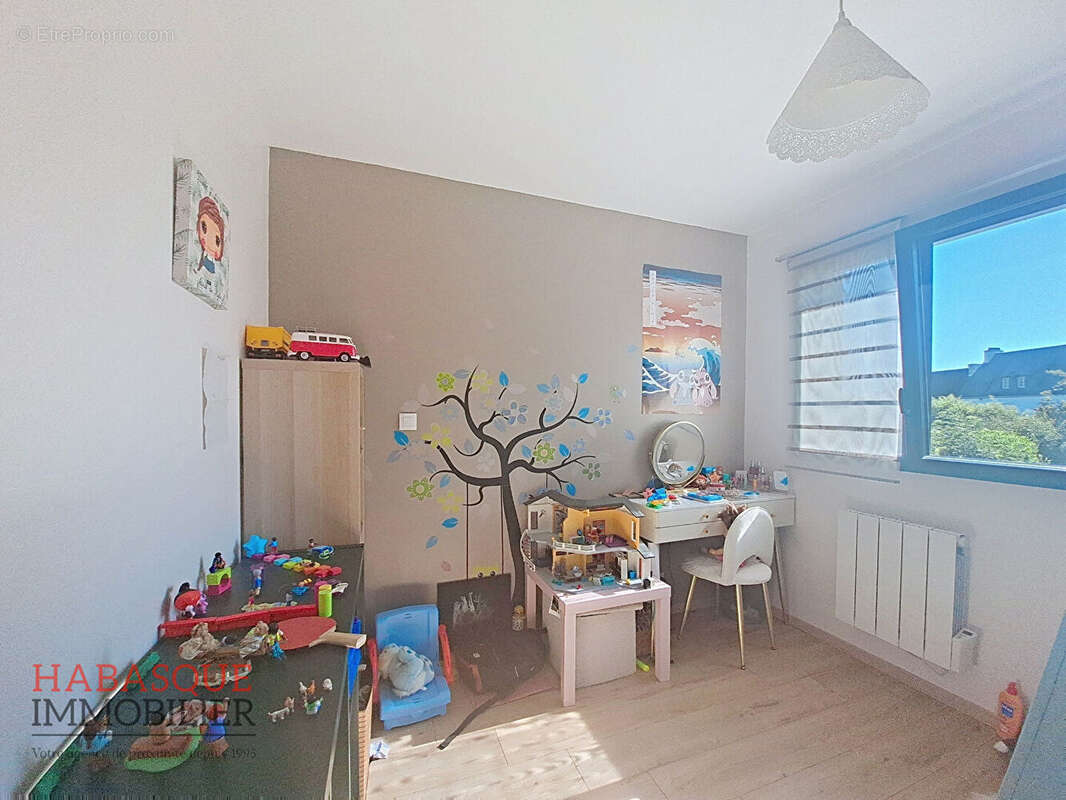 Maison contemporaine 7 pièces à vendre à Guiclan - Réf. 477CD - photo 8