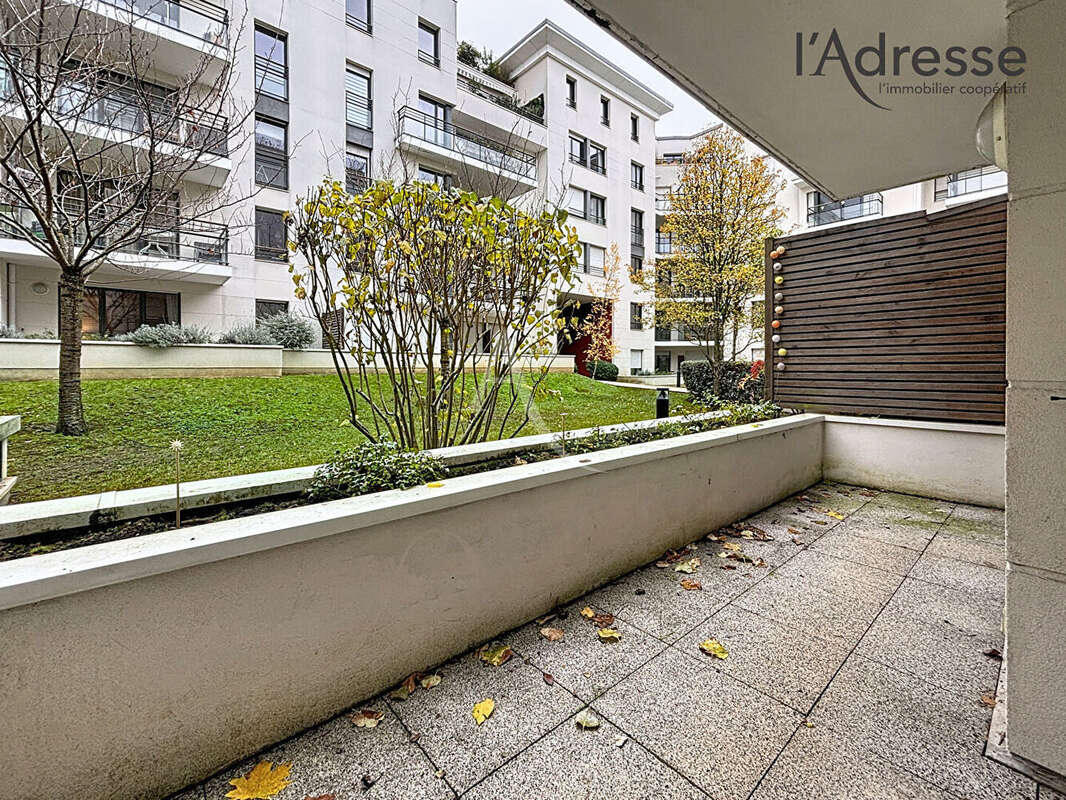 Appartement à SURESNES