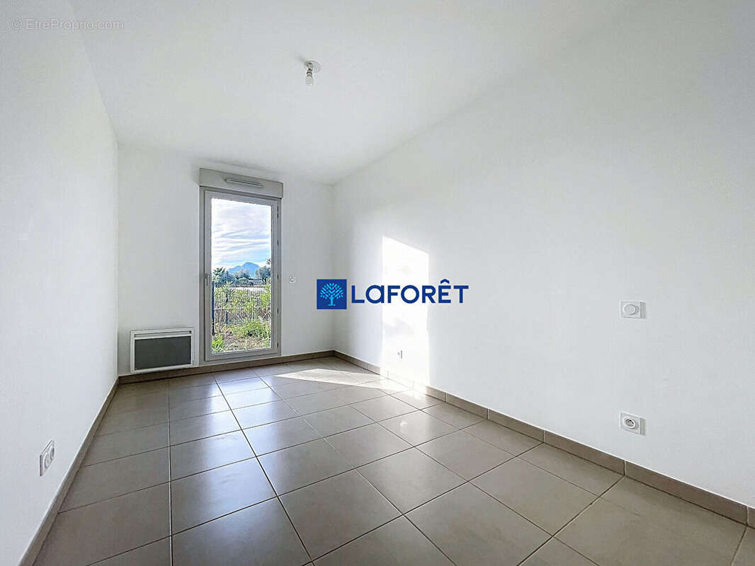 Appartement à HYERES