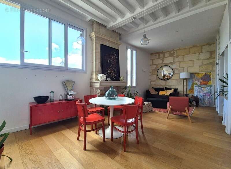 Appartement à BORDEAUX