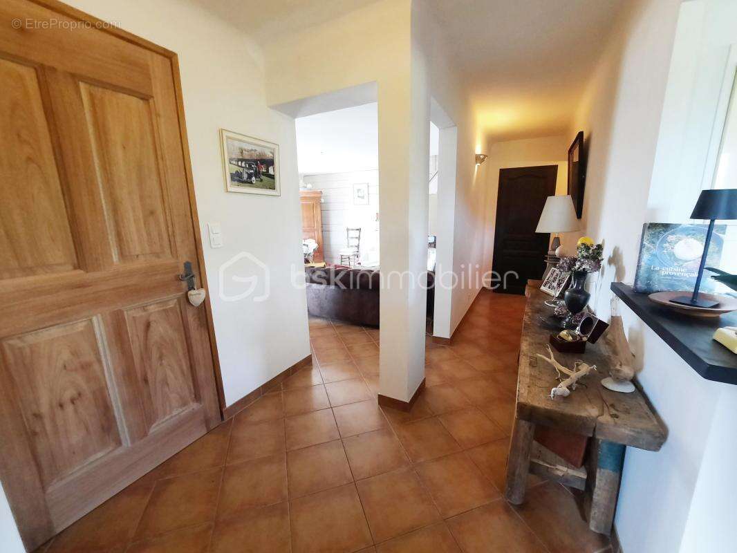 Maison de village 'clés-en-mains' 114 m² utiles + parking - photo 9