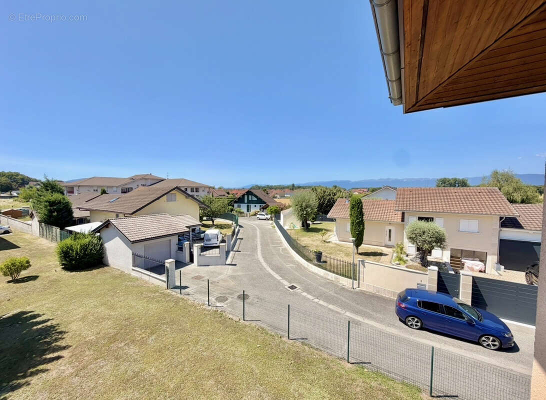 Appartement à DOUVAINE