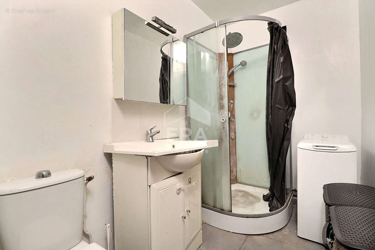 Appartement à AUBERVILLIERS