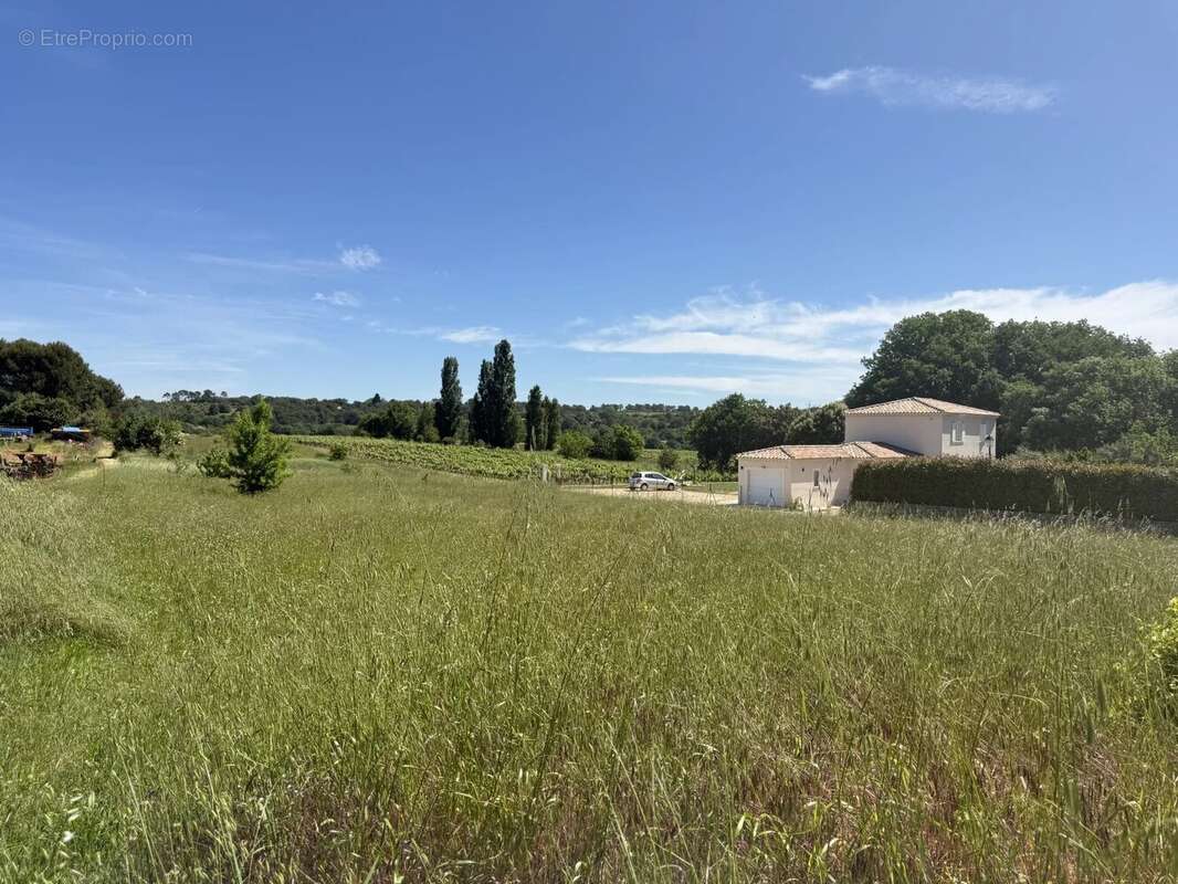Magnifique terrain de 3600m² plat proche Saint MAXIMIN avec permis de construire purgé de tous recours - photo 6