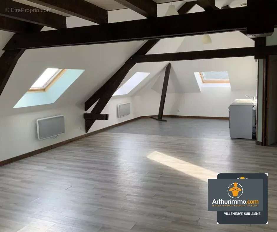 Appartement à BERRY-AU-BAC