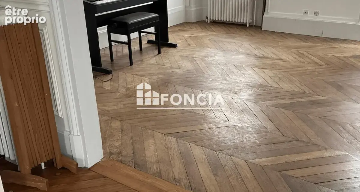 Appartement à FONTAINEBLEAU