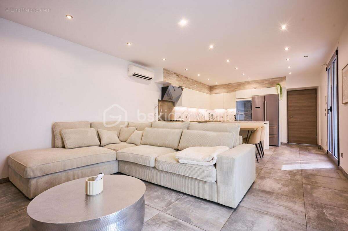 Appartement à LA VALETTE-DU-VAR