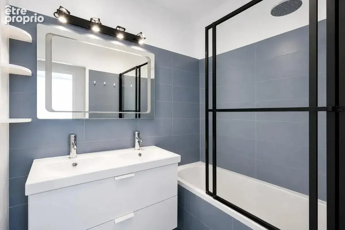 Appartement T3 - 73 m² - Saint-Genis-Laval - photo 7