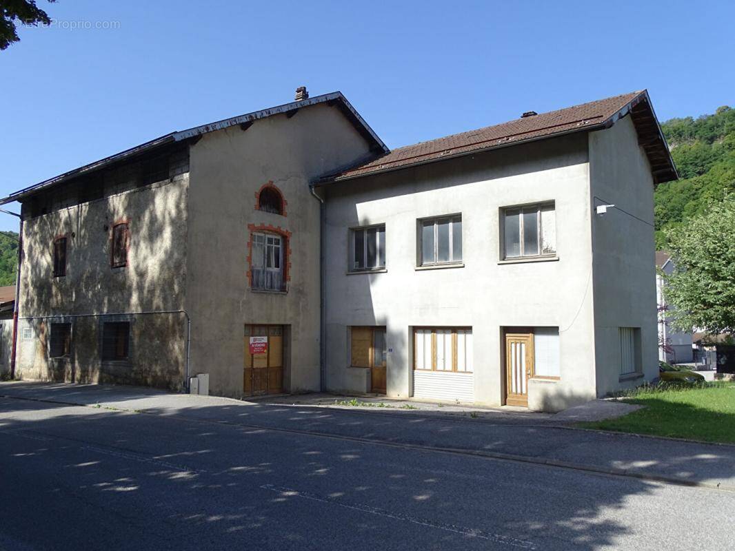 Appartement à MOIRANS-EN-MONTAGNE