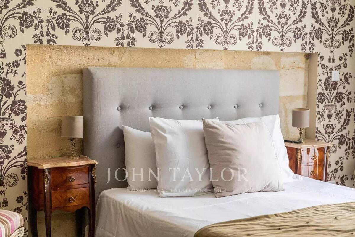 Commerce à BORDEAUX