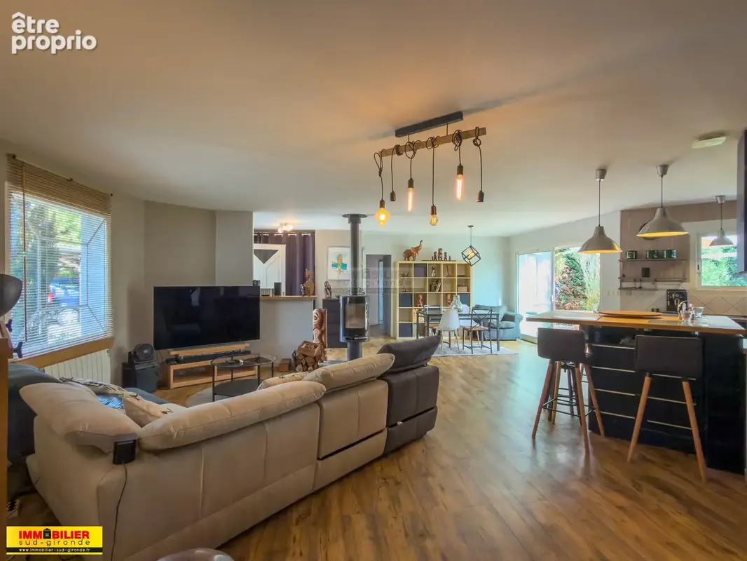 Maison de plain-pied avec piscine chauffée, au calme sur 2 500 m2 face aux bois - photo 11