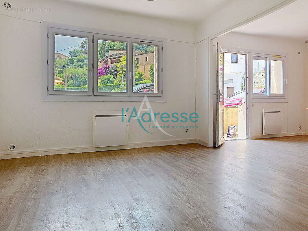 Ideal invest ou 1er achat: t2 + parking - photo 4