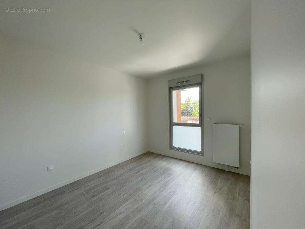 Appartement T2 neuf avec balcon et stationnement – Proche centre - photo 3