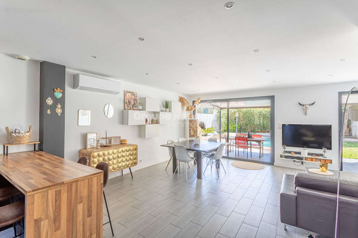 Maison à ENSUES-LA-REDONNE