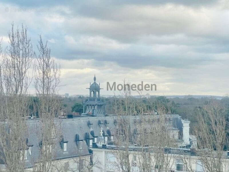 Appartement à NEUILLY-SUR-SEINE