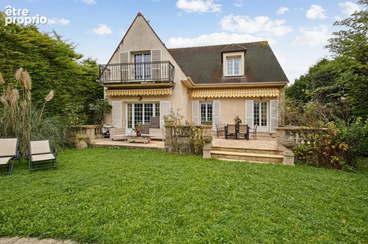 Maison à SARCELLES