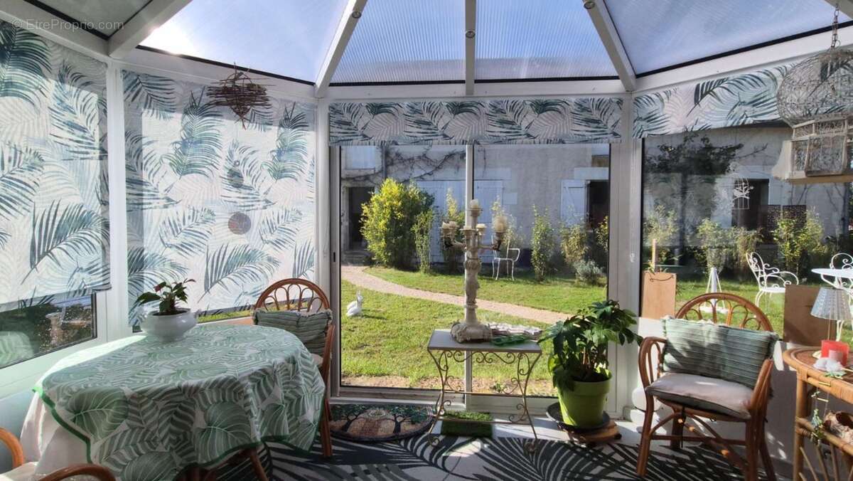 Maison à CHATILLON-SUR-INDRE