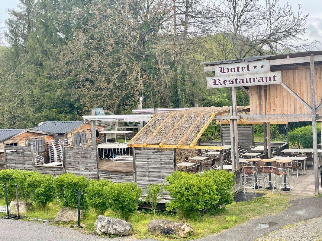 Commerce à SALLENOVES