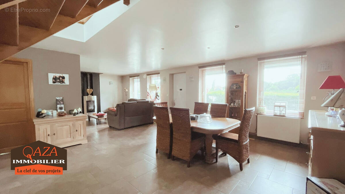 Maison à CAMPHIN-EN-PEVELE