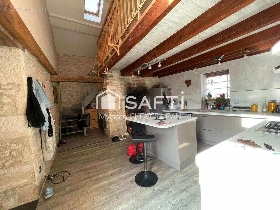 Photo 5 - Maison à POUILLE