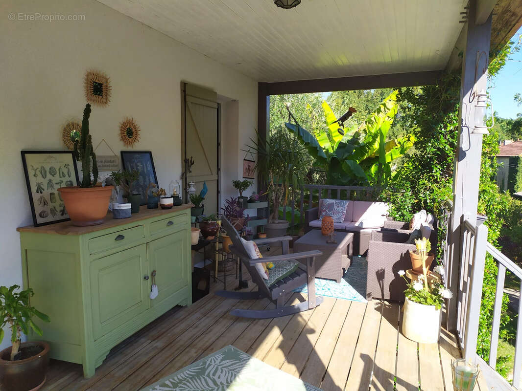 Saint sauvant maison plain pied 4 chambres garage terrain de 5000 m2 environ - photo 13