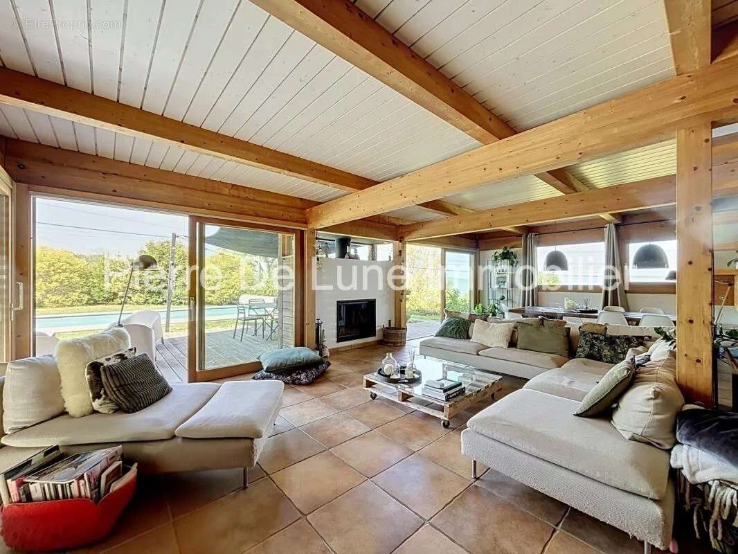 Trévignin – Maison d'exception en ossature bois avec vue dominante, piscine et panorama sur les montagnes - photo 16