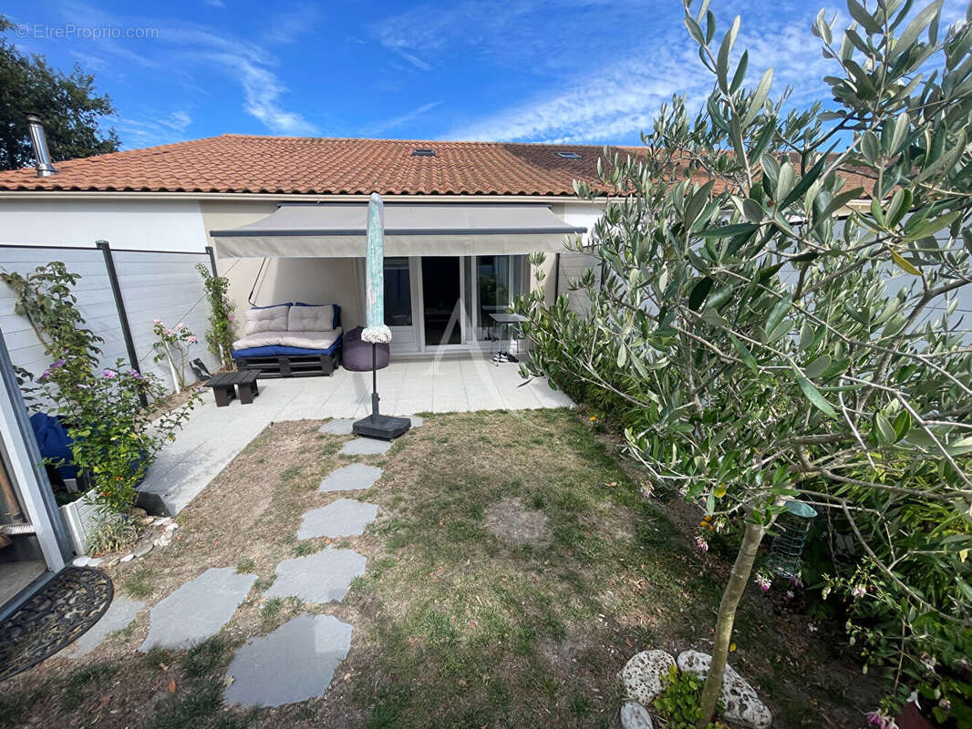 Maison à LA CHAIZE-GIRAUD