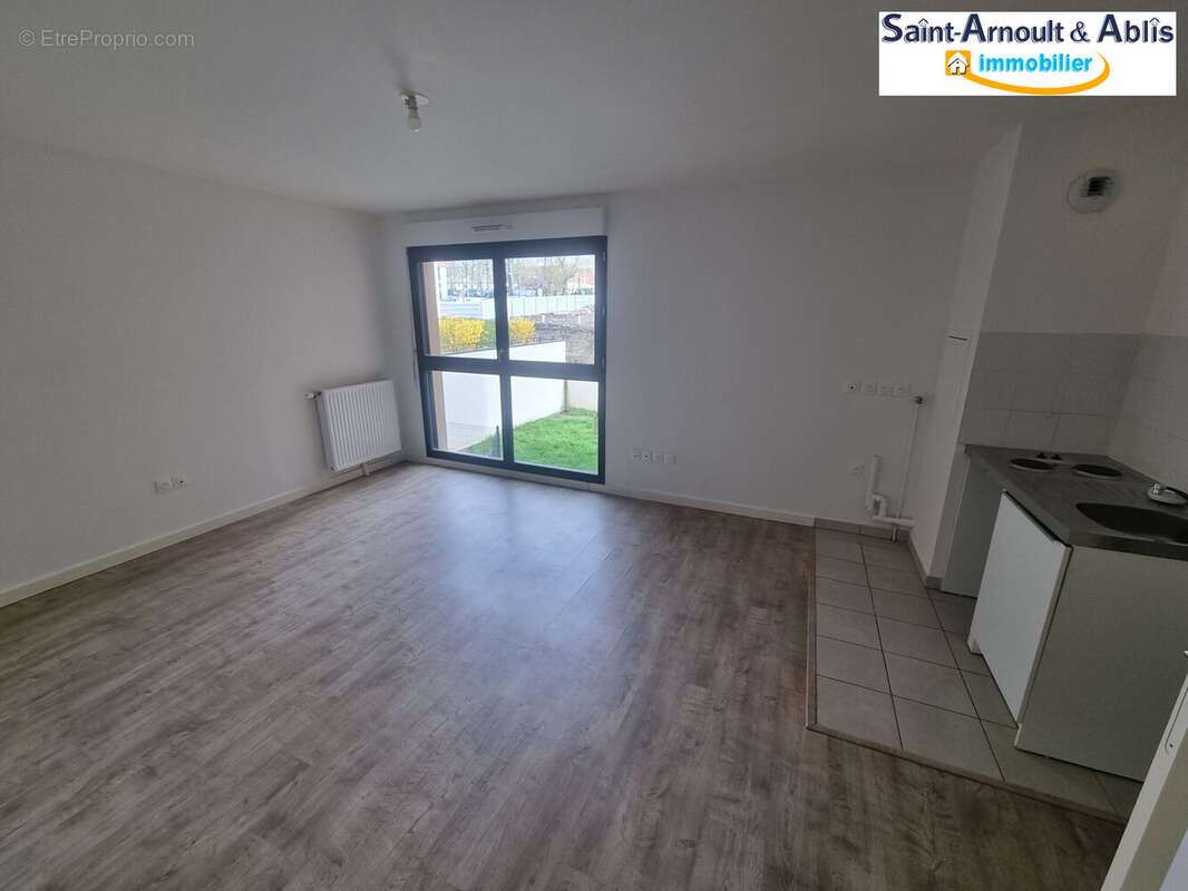 Appartement à SAINT-ARNOULT-EN-YVELINES