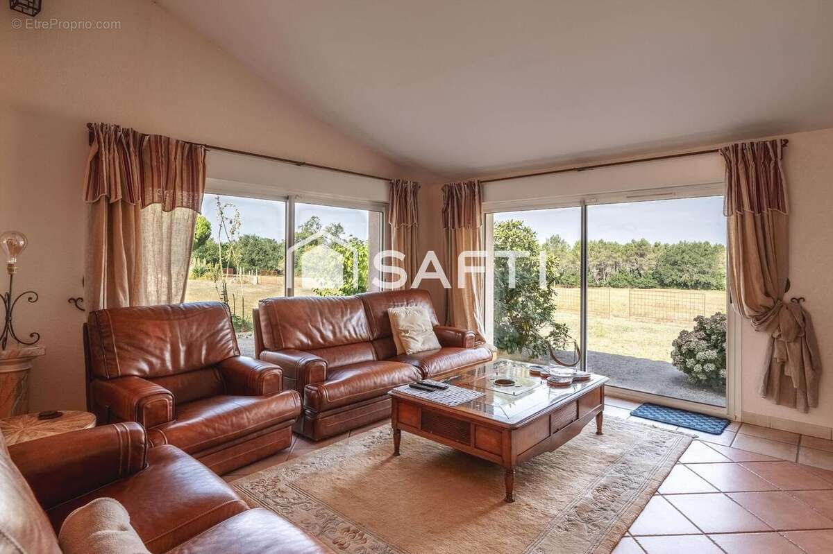 Photo 9 - Maison à NEUVIC