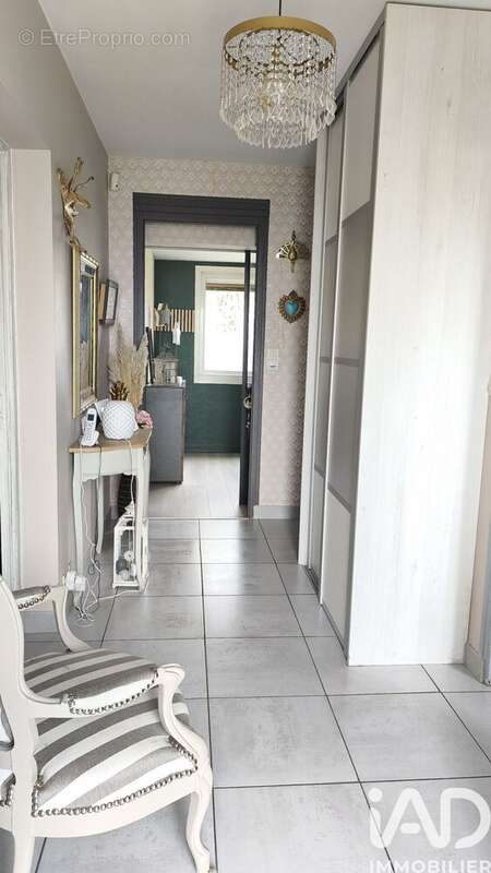 Maison 183 m² à Le Poinconnet  - photo 4