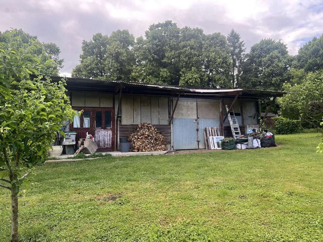 Maison à CHEVRIERES