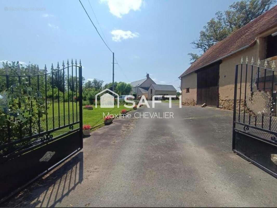 Photo 2 - Maison à CHASSIGNOLLES